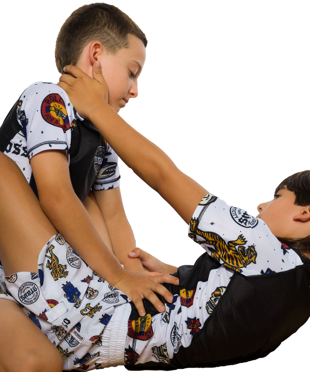 Kids Chill and Jiu No Gi Set + Free Sticker