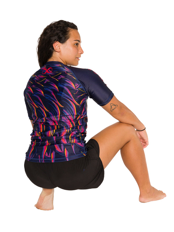Lion Women's No Gi Rash Guard Short Sleeve